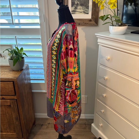 Johnny Was
Kamelia Tunic, L - Picture 5 of 11